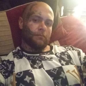 Meet your Posher, Ace